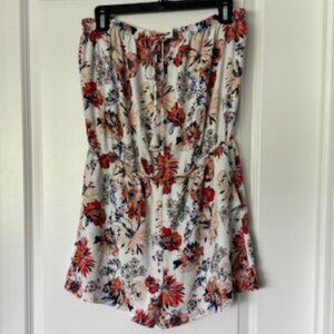 Naked Zebra tube floral shorts romper with gathered waist and tie neck, small